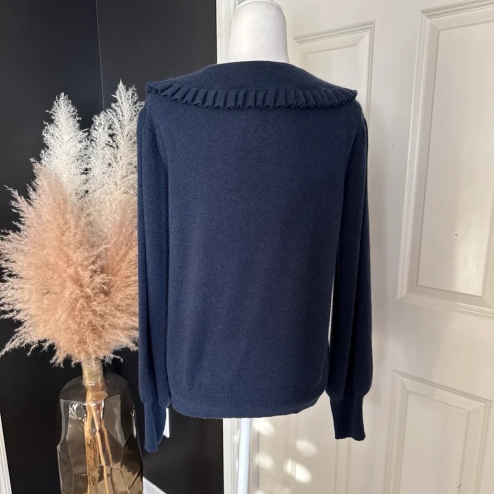Autumn Cashmere Navy Peter Pan Collared Puff Sleeve 100% Cashmere Sweater
Large - Picture 5 of 12